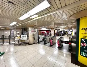 淡路町駅