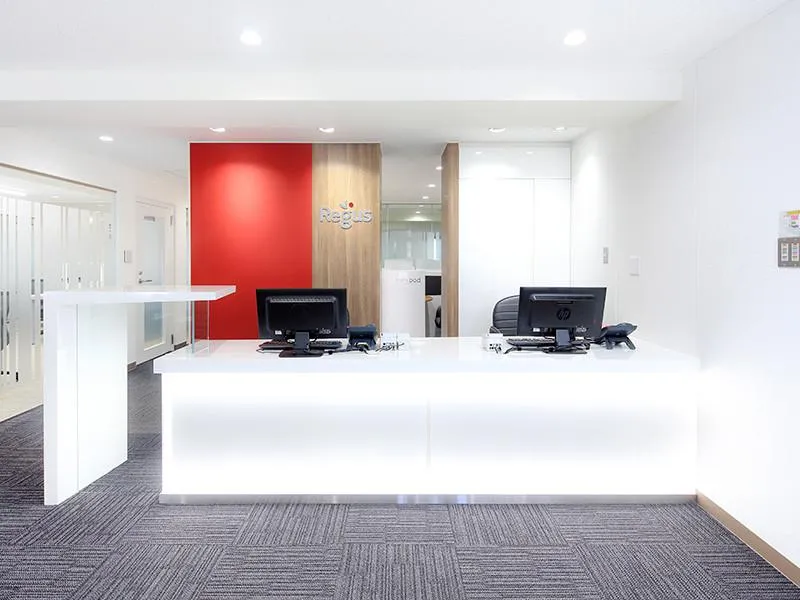 Regus(リージャス)新宿西口ビジネスセンターの外観写真