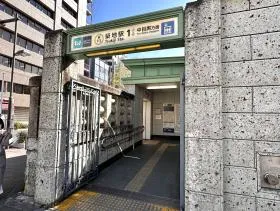 出入口1（エレベーター側）