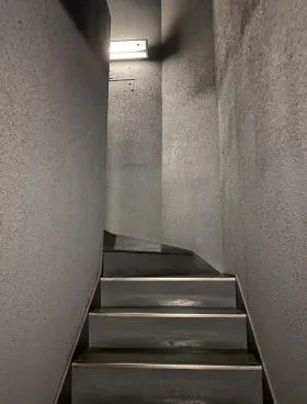 【当社窓口】トラッドビルの外観