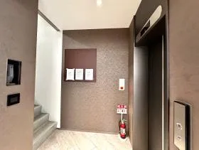 BizSQUARE 築地(旧:日昇ビル)ビルの外観