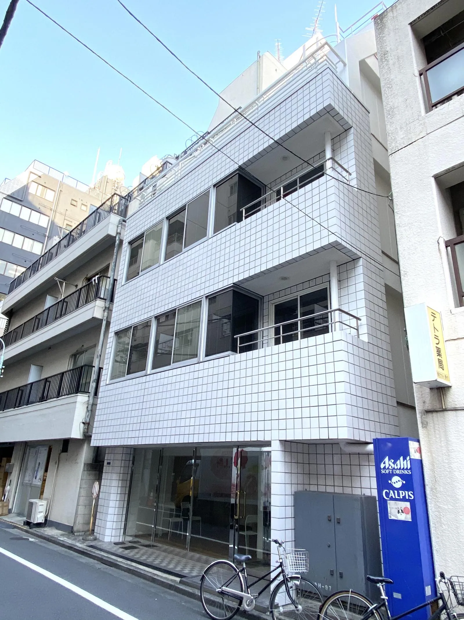 DCCビルの外観写真