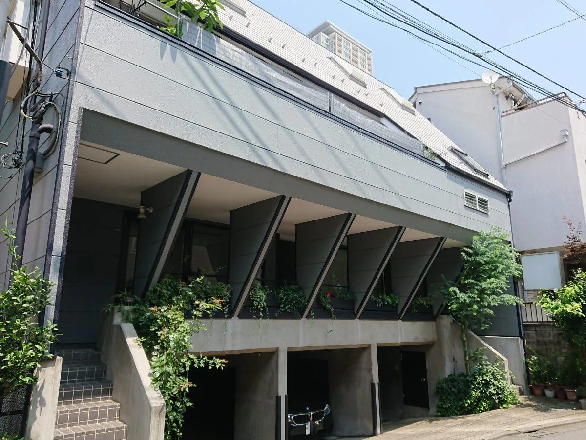 ガレット南青山ビルの外観写真