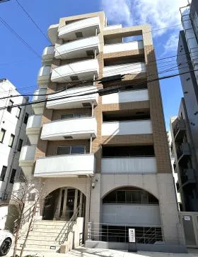 【当社窓口】ランド南青山の外観