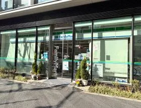 ファミリーマート