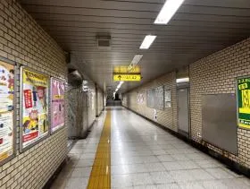 A1出入口を目指す