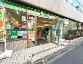 ファミリーマート