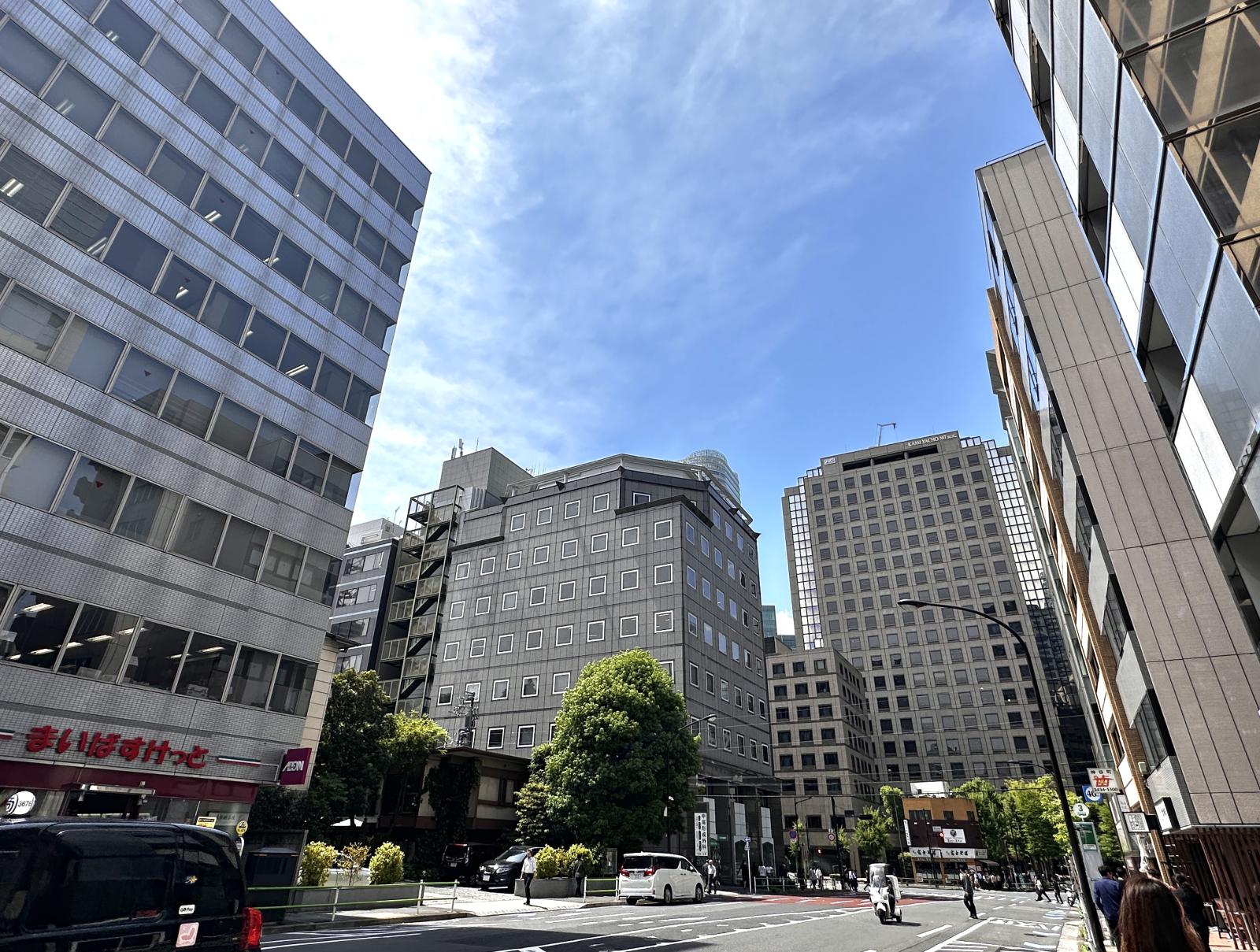 東京都港区虎ノ門3