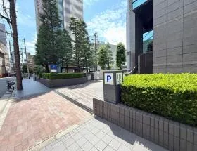 ピアスタワーの外観