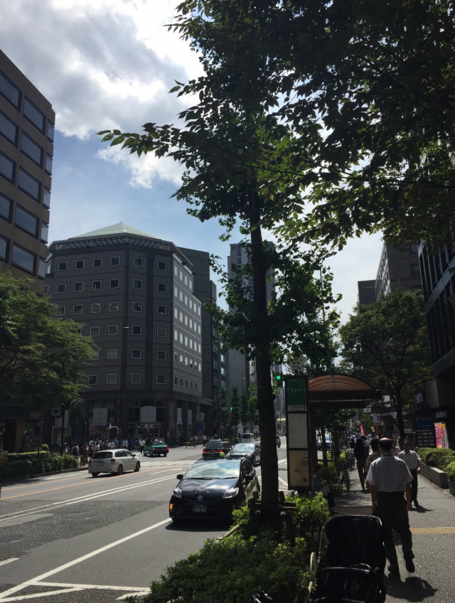 東京都港区虎ノ門5