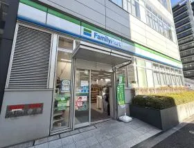 ファミリーマート