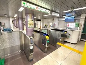 新橋駅（都営浅草線）