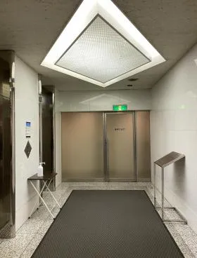 泉館文人通り(旧精糖会館)の外観