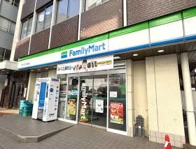 ファミリーマート