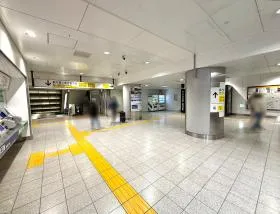 新線新宿駅（都営新宿線・京王新線）
