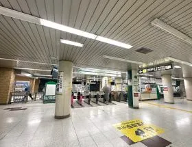 都営新宿線「岩本町駅」