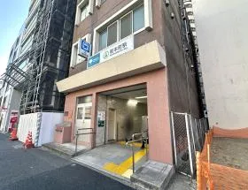 A1出入口から地上に出る