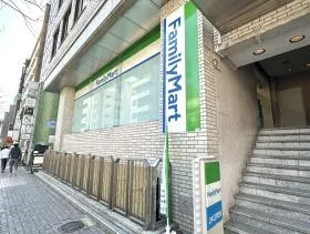ファミリーマート