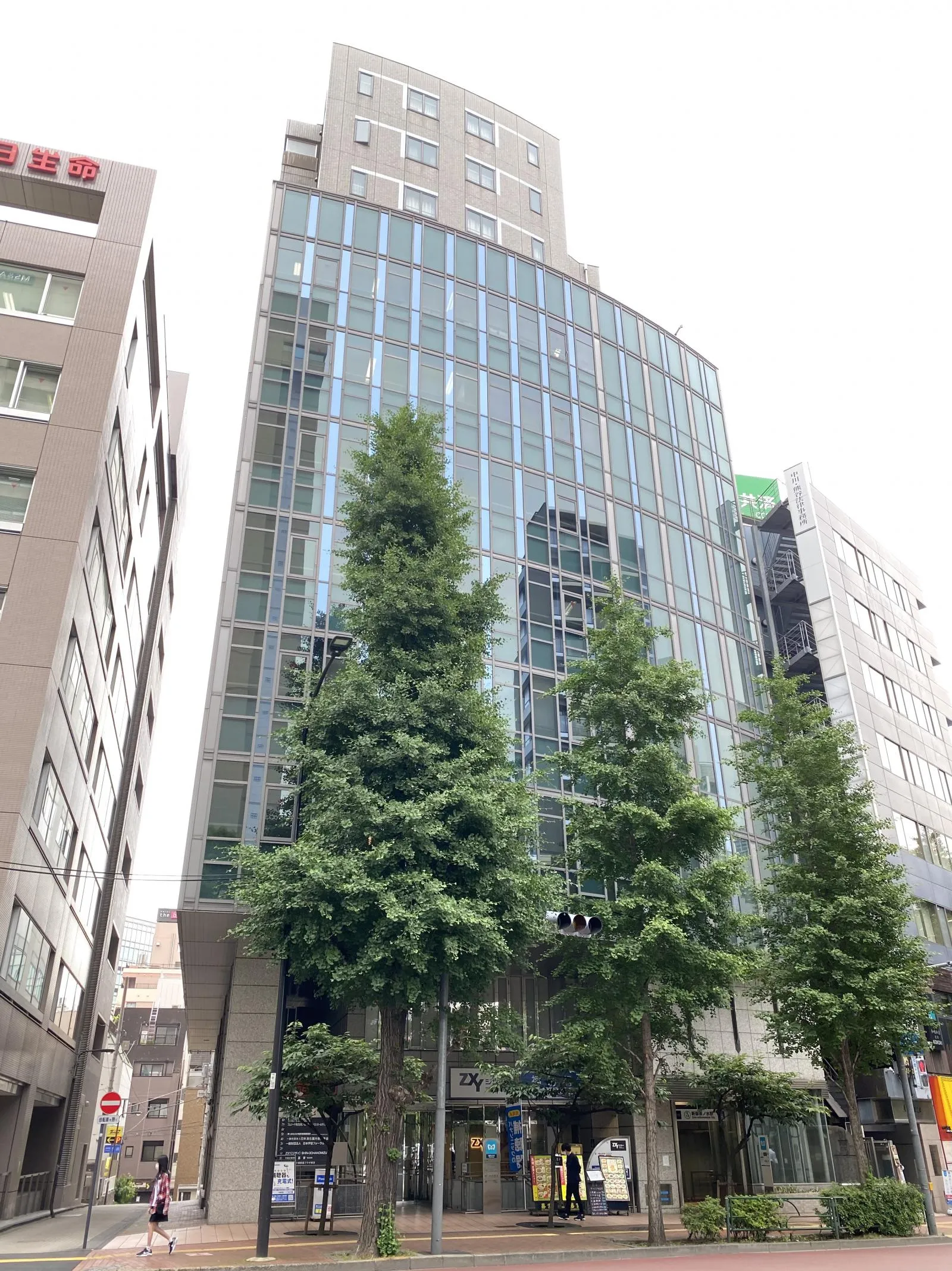 新御茶ノ水アーバントリニティビルの外観写真