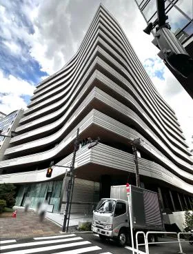 麹町弘済ビルディングの外観