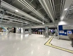 東京メトロ日比谷線「虎ノ門ヒルズ駅」
