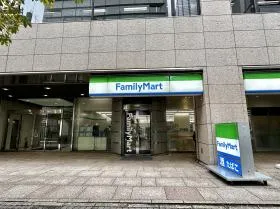 ファミリーマート