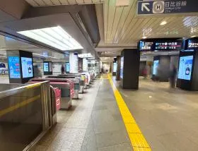 六本木駅（東京メトロ日比谷線）