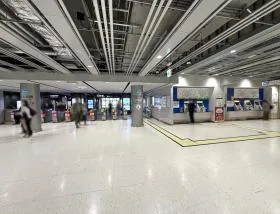 虎ノ門ヒルズ駅（東京メトロ日比谷線）