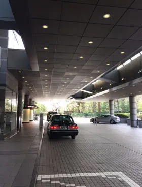 御殿山トラストタワーの外観