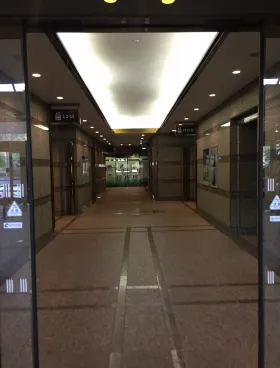 御殿山トラストタワーの外観