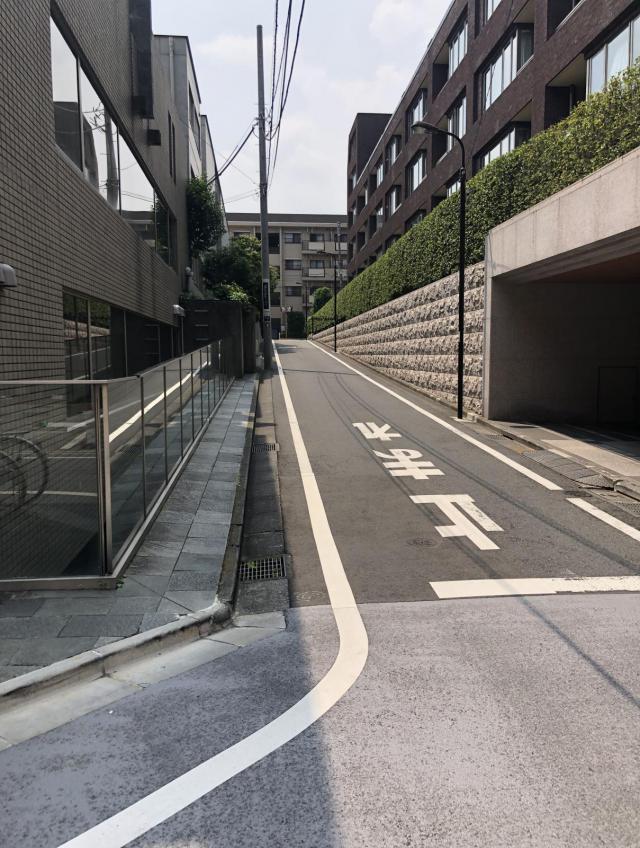 東京都新宿区南元町