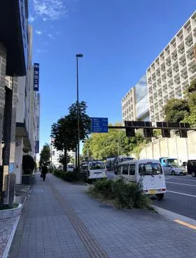 三田マルハチビルヂングの外観