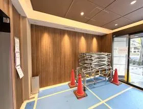 Grandir 赤坂見附 (旧:JESCO赤坂表町ビル)の外観