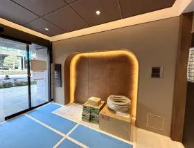 Grandir 赤坂見附 (旧:JESCO赤坂表町ビル)の外観
