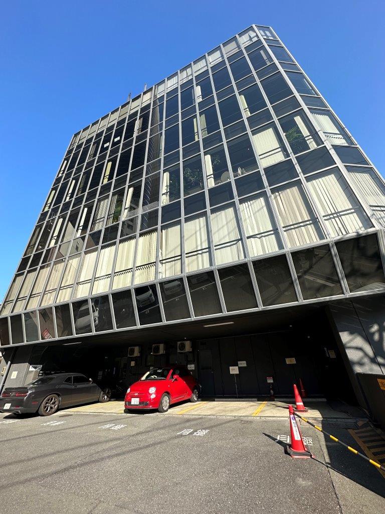 東京都港区麻布台