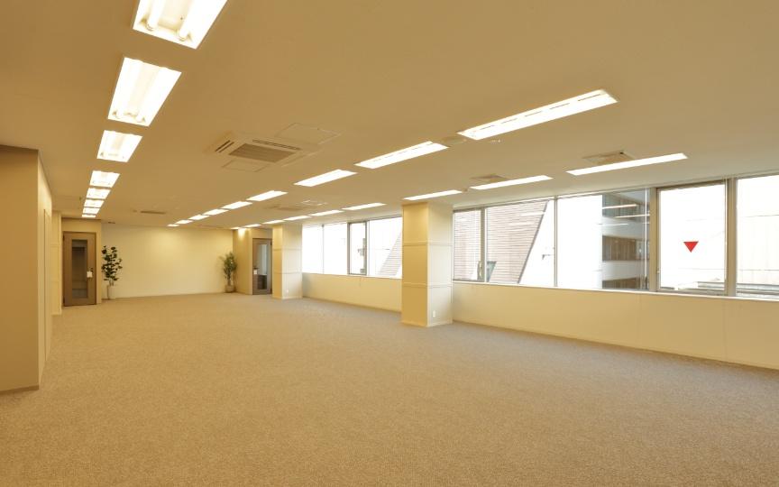 築地駅 徒歩1分 洗練された内装の居抜き賃貸オフィス物件(約90坪) ｜居抜きオフィス物件検索サイト【vivit-ビビット】（7）
