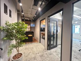 フルセットアップオフィス 会議室付き！の居抜き賃貸オフィス物件(約25坪) ｜居抜きオフィス物件検索サイト【vivit-ビビット】（サムネイル6）