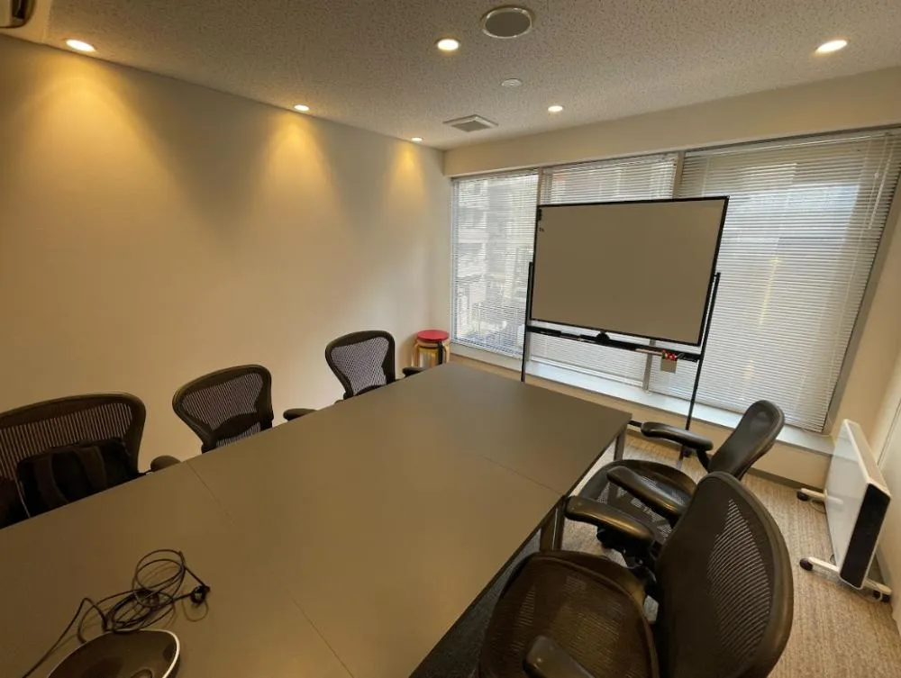 会議室・テレカンブースあり！おしゃれの居抜き賃貸オフィス物件(約90坪) ｜居抜きオフィス物件検索サイト【vivit-ビビット】（4）