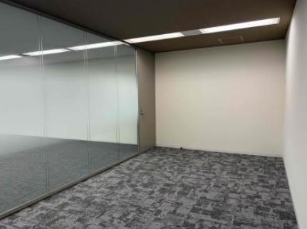 大型ビルの希少物件！ 会議室造作済み！の居抜き賃貸オフィス物件(約50坪) ｜居抜きオフィス物件検索サイト【vivit-ビビット】（3）