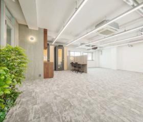 テレカンブース2室付き 会議室2部屋　執務室18席の居抜き賃貸オフィス物件(約30坪) ｜居抜きオフィス物件検索サイト【vivit-ビビット】（サムネイル6）