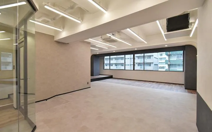 会議室2部屋あり！ おしゃれなラウンジあり！！の居抜き賃貸オフィス物件(約35坪) ｜居抜きオフィス物件検索サイト【vivit-ビビット】（6）
