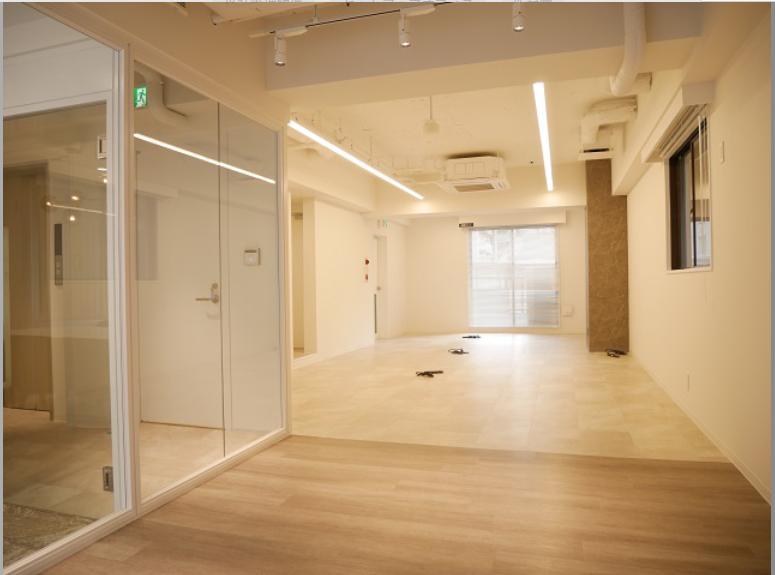 会議室（什器付き） 男女別トイレ完備の居抜き賃貸オフィス物件(約20坪) ｜居抜きオフィス物件検索サイト【vivit-ビビット】（3）