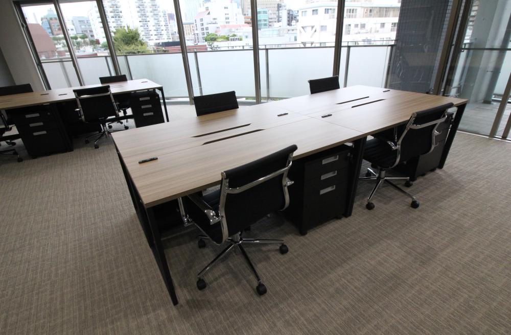 家具手配を抑えて始める表参道オフィスの居抜き賃貸オフィス物件(約30坪) ｜居抜きオフィス物件検索サイト【vivit-ビビット】（3）