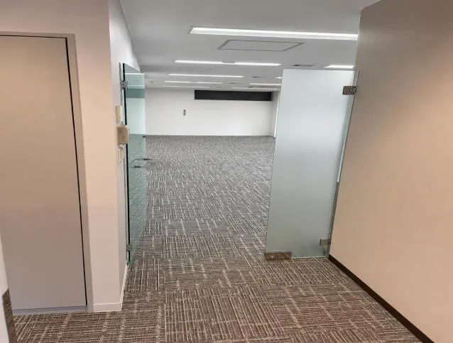 会議室付きで始めやすい中規模オフィスの居抜き賃貸オフィス物件(約45坪) ｜居抜きオフィス物件検索サイト【vivit-ビビット】（5）