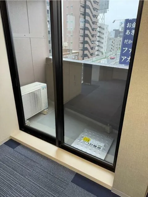 新築空間と什器付き環境で始める新オフィスの居抜き賃貸オフィス物件(約10坪) ｜居抜きオフィス物件検索サイト【vivit-ビビット】（5）