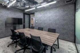 会議室什器付きで移転初日から商談が進むオフィスの居抜き賃貸オフィス物件(約30坪) ｜居抜きオフィス物件検索サイト【vivit-ビビット】（サムネイル1）
