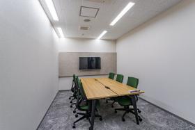 フルセットアップオフィス／淀屋橋駅・本町駅の居抜き賃貸オフィス物件(約20坪) ｜居抜きオフィス物件検索サイト【vivit-ビビット】（サムネイル1）