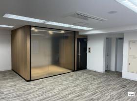完成形を押し付けない自由設計のオフィスの居抜き賃貸オフィス物件(約20坪) ｜居抜きオフィス物件検索サイト【vivit-ビビット】（サムネイル1）