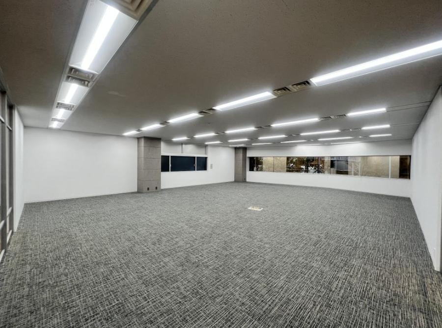 広々としたラウンジスペース付き内装付きオフィスの居抜き賃貸オフィス物件(約85坪) ｜居抜きオフィス物件検索サイト【vivit-ビビット】（8）