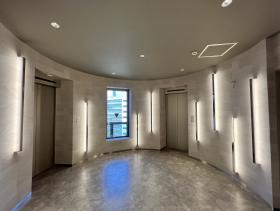 会議室付き！ 男女別トイレ！の居抜き賃貸オフィス物件(約115坪) ｜居抜きオフィス物件検索サイト【vivit-ビビット】（サムネイル3）
